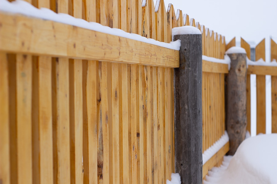 Installing a Fence in the Winter
